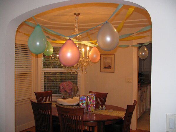 img_1510 Kathryn went a little crazy with streamers and balloons, setting traps for anybody taller than 5'.