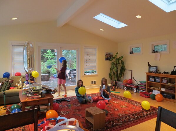 img_2923 Post-sleepover balloon fun.