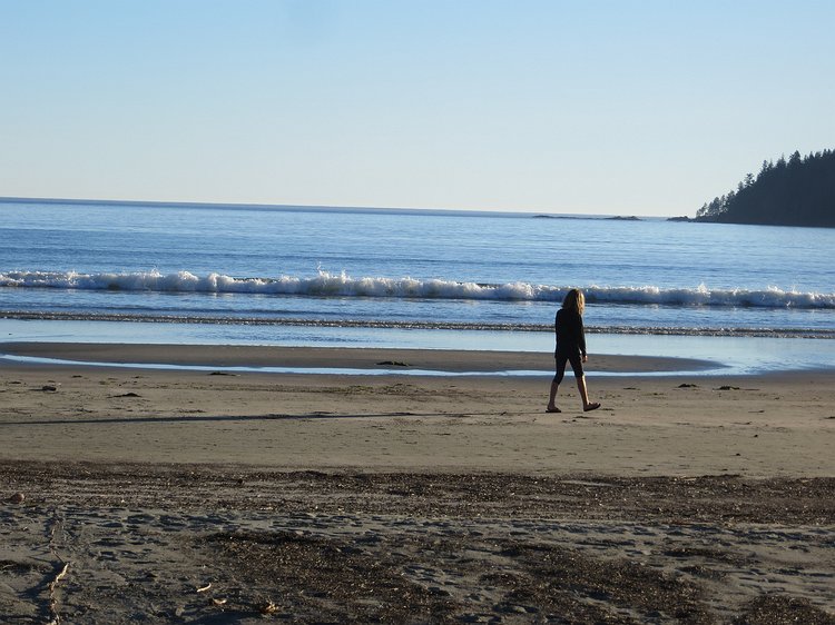 img_4599 Zoe's morning beach stroll.