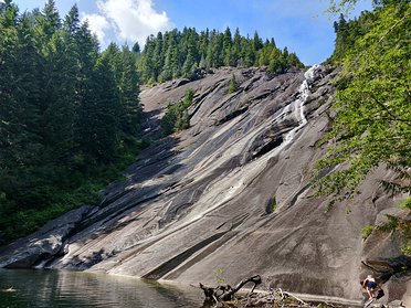 Otter Falls Hike A few miles out on the Snoqualmie Lake Trail you'll find the striking Otter Falls. Fun sliding into warm water. Trail...
